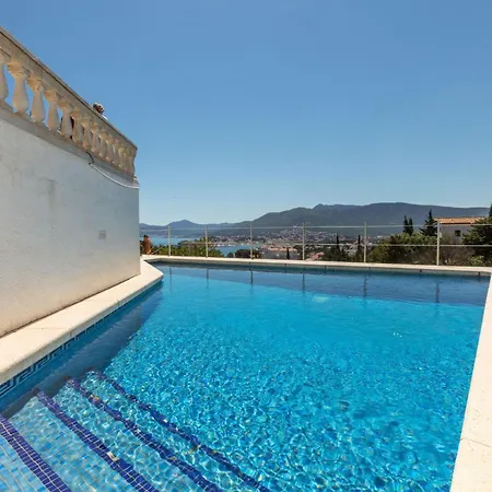 Holiday home Gy By Interhome *