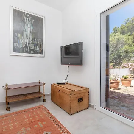 Gy By Interhome * Llançà